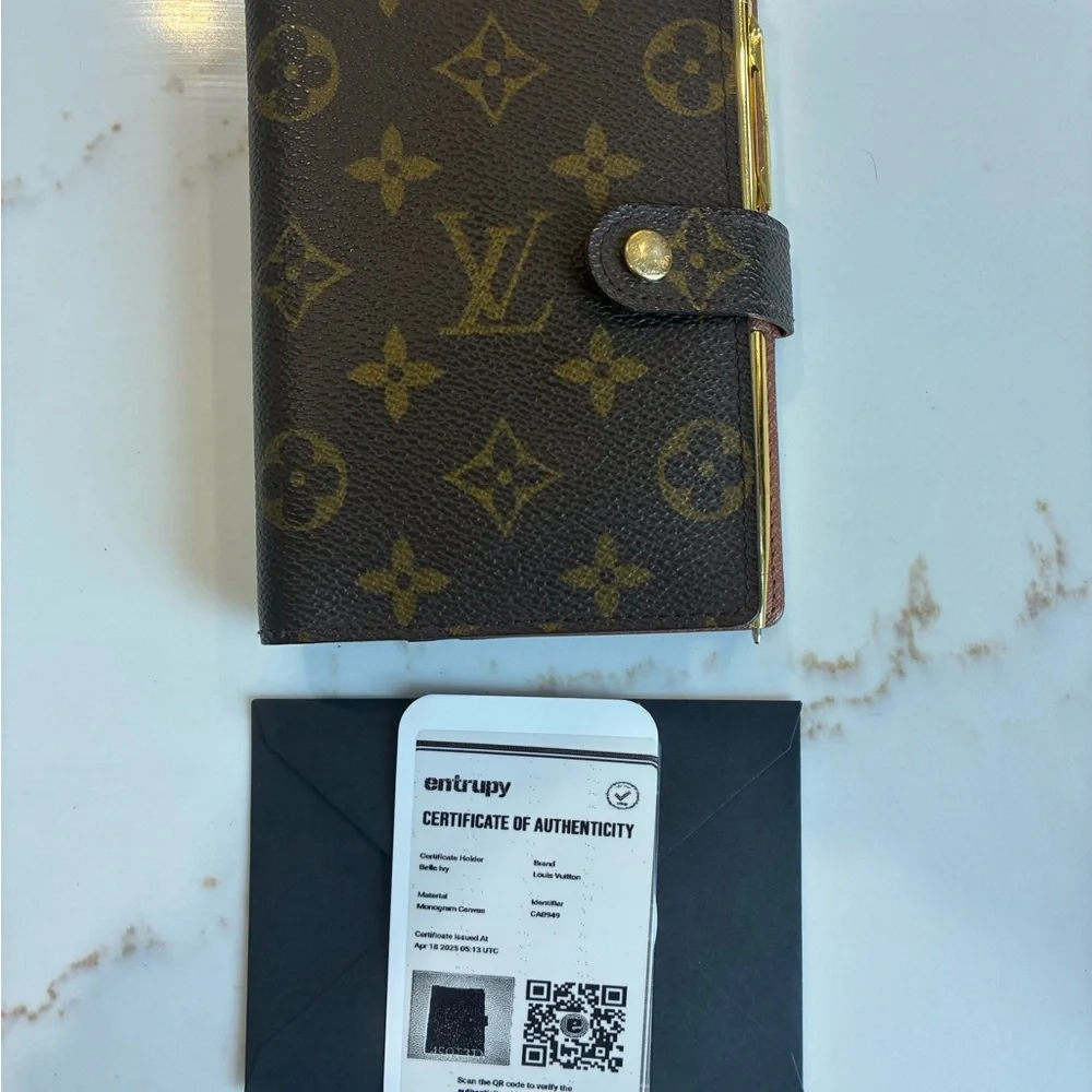 Louis Vuitton Agenda PM in Monogram canva